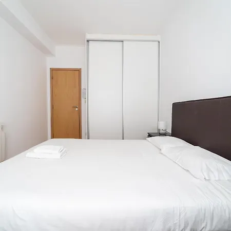 Bracara Living By House And People Braga